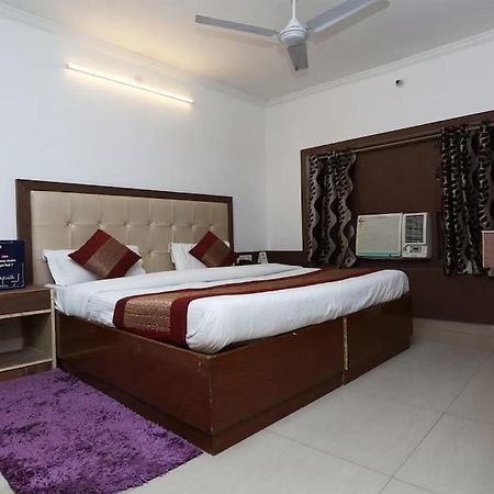 Vishal Hotel By Comfort Rooms نيودلهي المظهر الخارجي الصورة