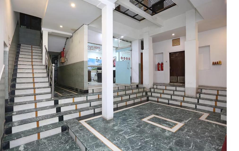 Vishal Hotel By Comfort Rooms نيودلهي المظهر الخارجي الصورة
