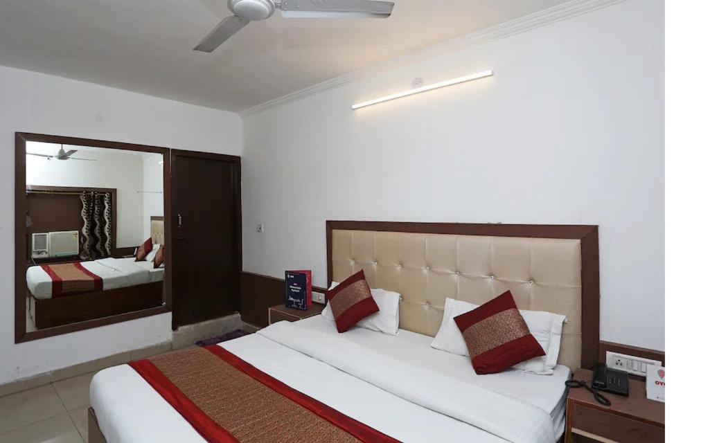 Vishal Hotel By Comfort Rooms نيودلهي المظهر الخارجي الصورة