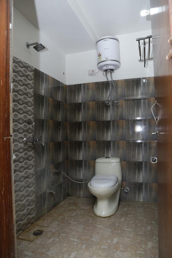 Vishal Hotel By Comfort Rooms نيودلهي المظهر الخارجي الصورة