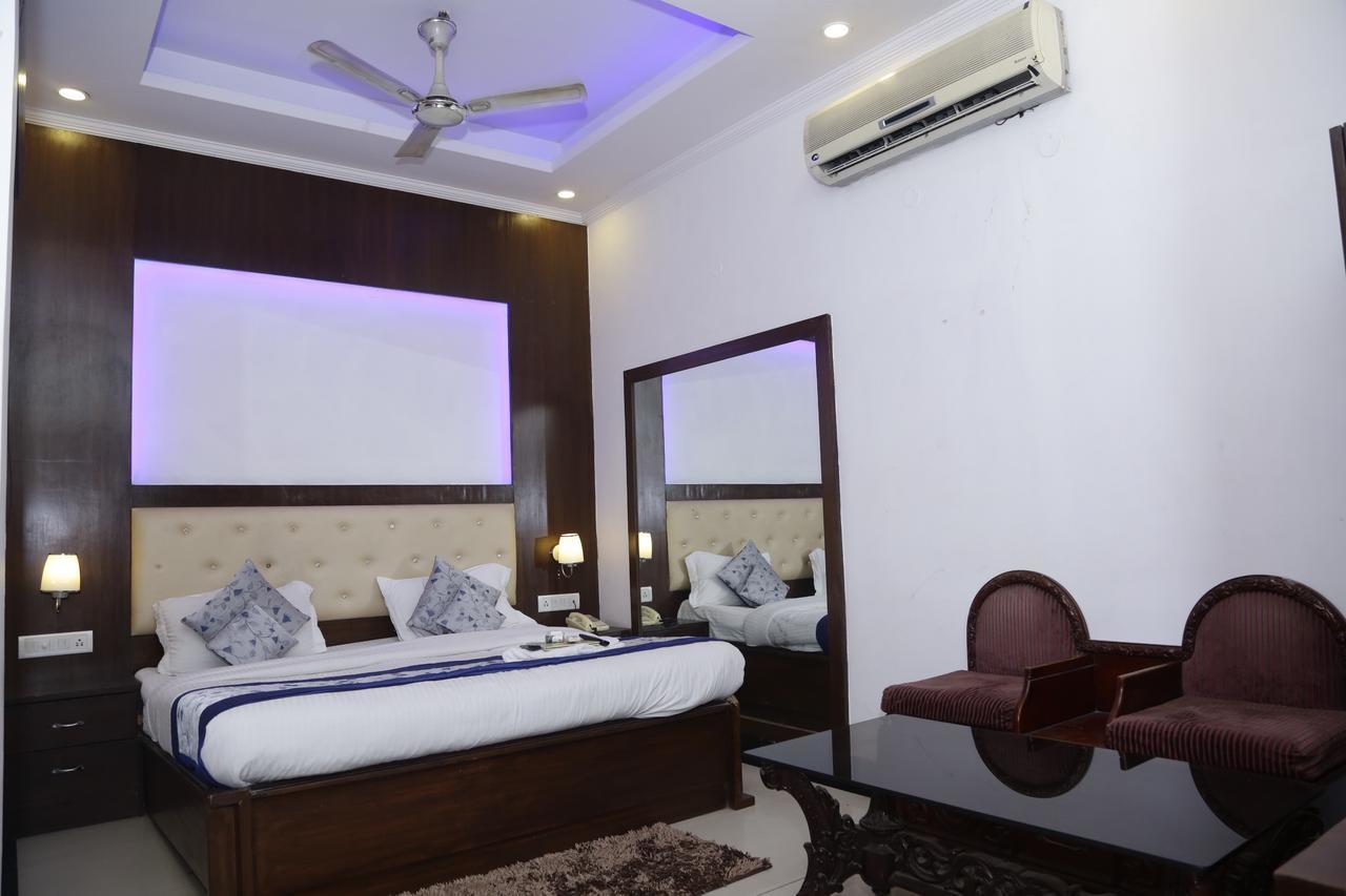 Vishal Hotel By Comfort Rooms نيودلهي المظهر الخارجي الصورة