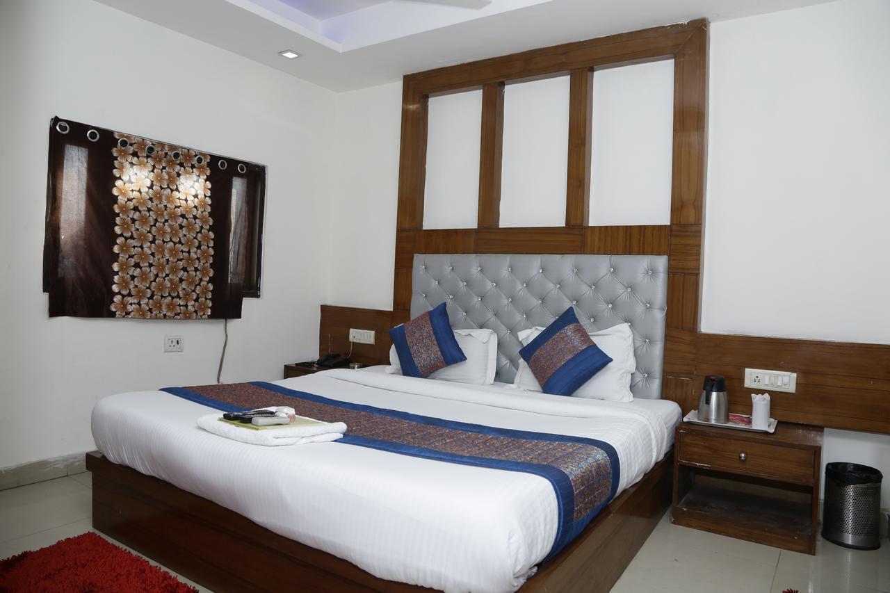 Vishal Hotel By Comfort Rooms نيودلهي المظهر الخارجي الصورة
