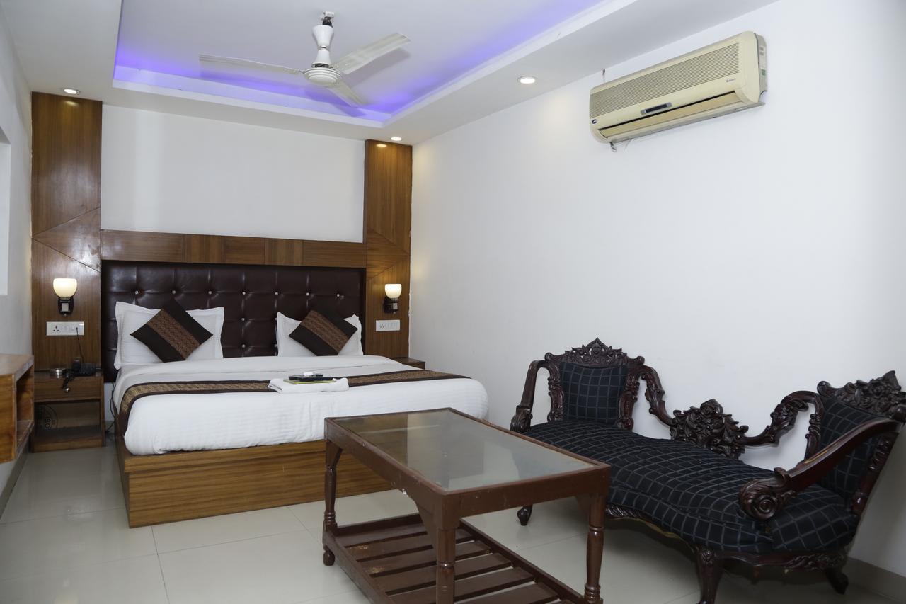 Vishal Hotel By Comfort Rooms نيودلهي المظهر الخارجي الصورة